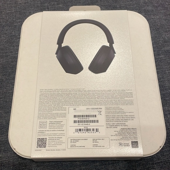 Sony WH-1000XM5 Wireless Noise-Canceling Headphones - Picture 2 of 5
